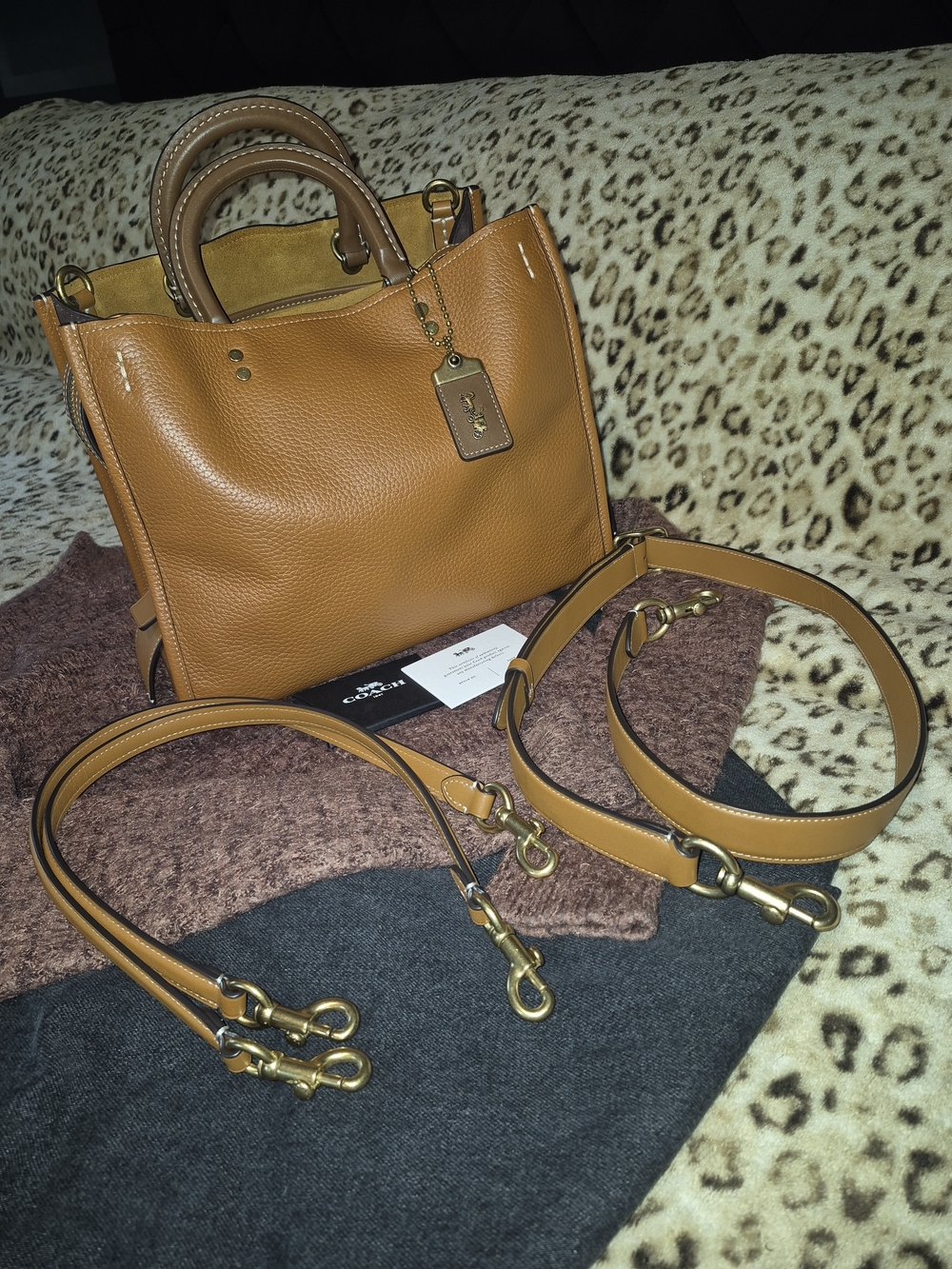 Coach RARE Colorblock Rogue 30! - Picture 16 of 16